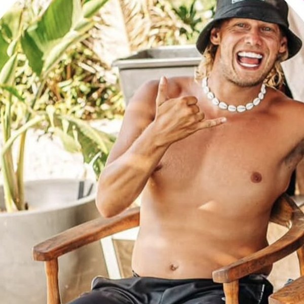 Luke 'Gonzo' Pearson, Travel Rep